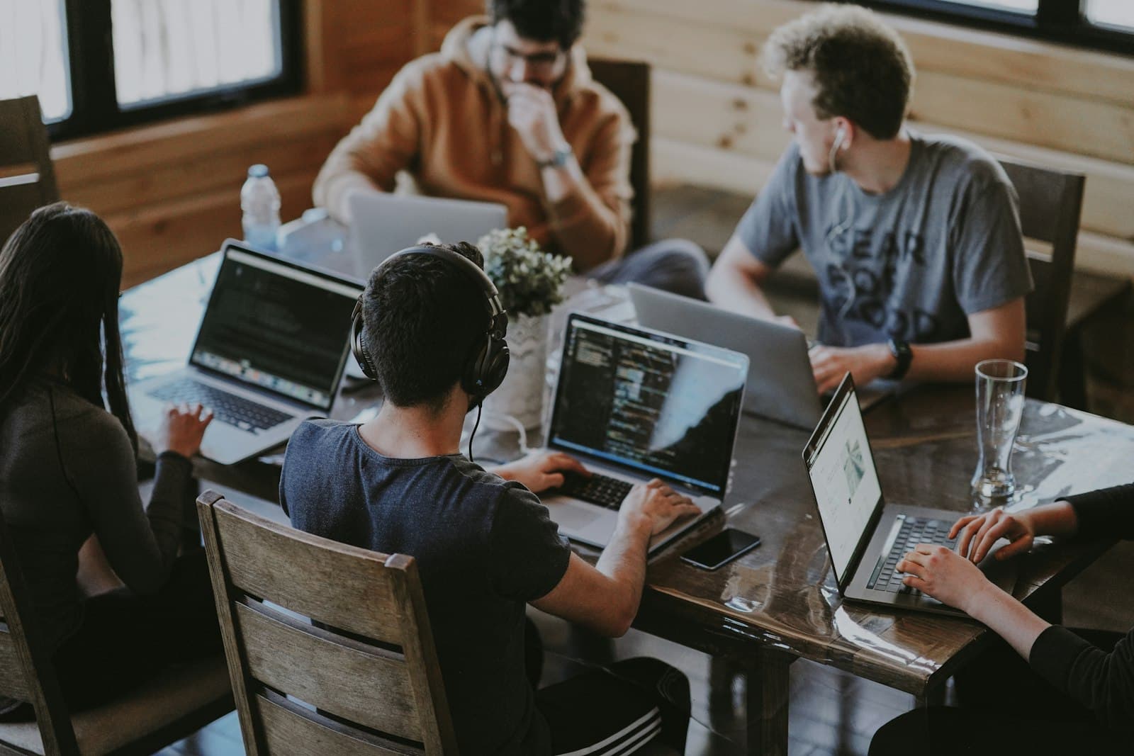 Team collaboration in a technical consulting session